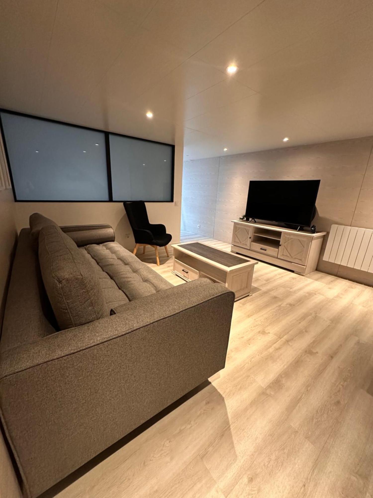 Apartamento Jolie Dependance Equipee Cholet Exterior foto